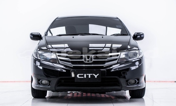 ซื้อ รถมือสอง Honda City สีดำ รถยนต์ ใน %{เมือง} ใน กรุงเทพมหานคร