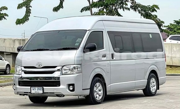 ซื้อ รถมือสอง Toyota Commuter เงิน รถยนต์ ใน %{เมือง} ใน กรุงเทพมหานคร ซื้อ รถมือสอง Toyota Commuter เงิน รถยนต์ ใน %{เมือง} ใน กรุงเทพมหานคร
