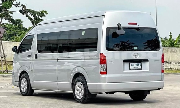 ซื้อ รถมือสอง Toyota Commuter เงิน รถยนต์ ใน %{เมือง} ใน กรุงเทพมหานคร ซื้อ รถมือสอง Toyota Commuter เงิน รถยนต์ ใน %{เมือง} ใน กรุงเทพมหานคร