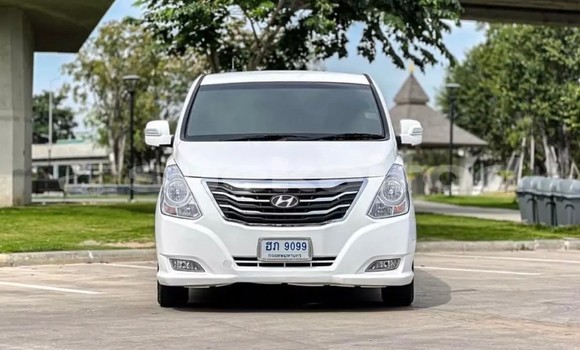 ซื้อ รถมือสอง Hyundai H1 ขาว รถยนต์ ใน %{เมือง} ใน กรุงเทพมหานคร ซื้อ รถมือสอง Hyundai H1 ขาว รถยนต์ ใน %{เมือง} ใน กรุงเทพมหานคร