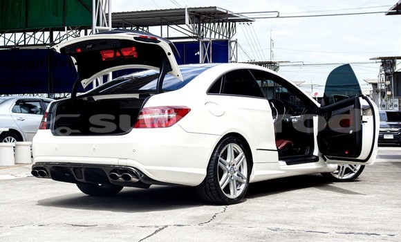 ซื้อ รถมือสอง Mercedes-Benz E-Classe ขาว รถยนต์ ใน %{เมือง} ใน กรุงเทพมหานคร ซื้อ รถมือสอง Mercedes-Benz E-Classe ขาว รถยนต์ ใน %{เมือง} ใน กรุงเทพมหานคร