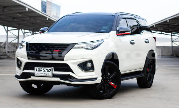 Buy Used Toyota Fortuner White Car in Bangkok in Bangkok Buy Used Toyota Fortuner White Car in Bangkok in Bangkok