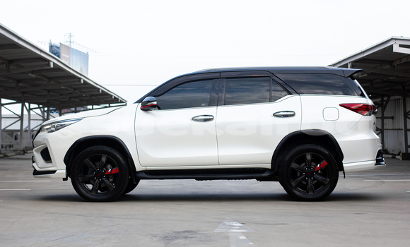 Buy Used Toyota Fortuner White Car in Bangkok in Bangkok Buy Used Toyota Fortuner White Car in Bangkok in Bangkok