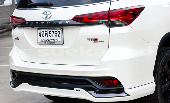 Buy Used Toyota Fortuner White Car in Bangkok in Bangkok Buy Used Toyota Fortuner White Car in Bangkok in Bangkok
