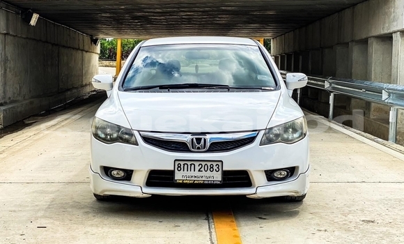 ซื้อ รถมือสอง Honda Civic ขาว รถยนต์ ใน %{เมือง} ใน กรุงเทพมหานคร