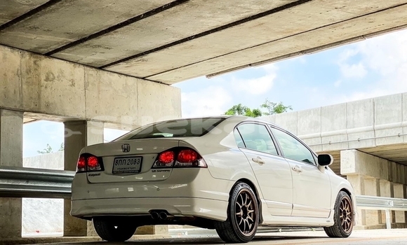 Buy Used Honda Civic White Car in Bangkok in Bangkok Buy Used Honda Civic White Car in Bangkok in Bangkok