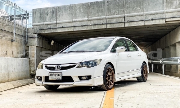 Buy Used Honda Civic White Car in Bangkok in Bangkok Buy Used Honda Civic White Car in Bangkok in Bangkok