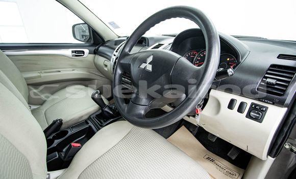 ซื้อ รถมือสอง Mitsubishi Pajero อื่น ๆ รถยนต์ ใน %{เมือง} ใน กรุงเทพมหานคร ซื้อ รถมือสอง Mitsubishi Pajero อื่น ๆ รถยนต์ ใน %{เมือง} ใน กรุงเทพมหานคร