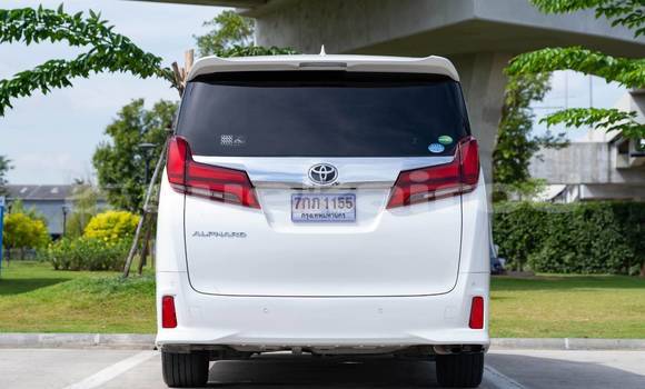 ซื้อ รถมือสอง Toyota Alphard ขาว รถยนต์ ใน %{เมือง} ใน กรุงเทพมหานคร ซื้อ รถมือสอง Toyota Alphard ขาว รถยนต์ ใน %{เมือง} ใน กรุงเทพมหานคร