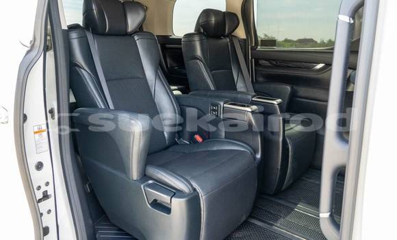 ซื้อ รถมือสอง Toyota Alphard ขาว รถยนต์ ใน %{เมือง} ใน กรุงเทพมหานคร ซื้อ รถมือสอง Toyota Alphard ขาว รถยนต์ ใน %{เมือง} ใน กรุงเทพมหานคร