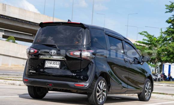 Buy Used Toyota Sienta Black Car in Bangkok in Bangkok Buy Used Toyota Sienta Black Car in Bangkok in Bangkok