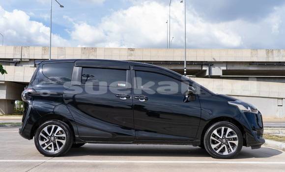 Buy Used Toyota Sienta Black Car in Bangkok in Bangkok Buy Used Toyota Sienta Black Car in Bangkok in Bangkok