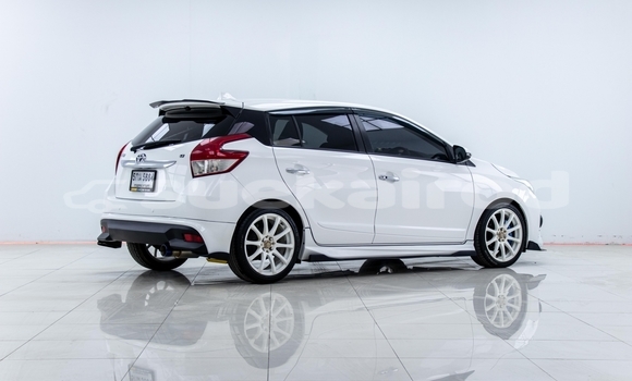 ซื้อ รถมือสอง Toyota Yaris ขาว รถยนต์ ใน %{เมือง} ใน กรุงเทพมหานคร ซื้อ รถมือสอง Toyota Yaris ขาว รถยนต์ ใน %{เมือง} ใน กรุงเทพมหานคร
