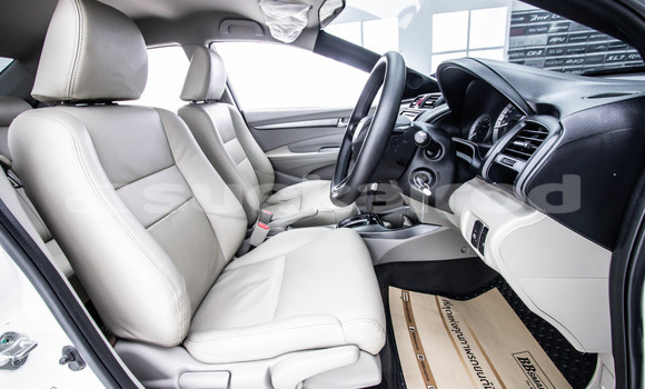 ซื้อ รถมือสอง Honda City ขาว รถยนต์ ใน %{เมือง} ใน กรุงเทพมหานคร ซื้อ รถมือสอง Honda City ขาว รถยนต์ ใน %{เมือง} ใน กรุงเทพมหานคร