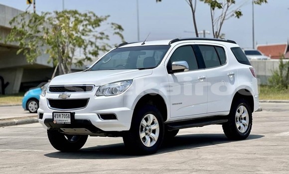 Buy Used Chevrolet TrailBlazer White Car in Bangkok in Bangkok Buy Used Chevrolet TrailBlazer White Car in Bangkok in Bangkok