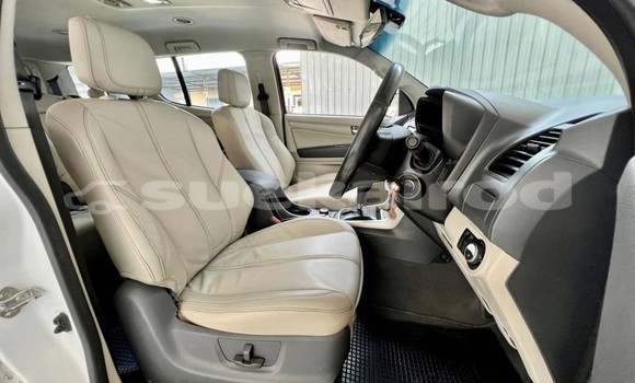 Buy Used Chevrolet TrailBlazer White Car in Bangkok in Bangkok Buy Used Chevrolet TrailBlazer White Car in Bangkok in Bangkok