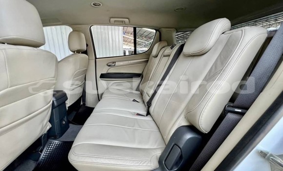 Buy Used Chevrolet TrailBlazer White Car in Bangkok in Bangkok Buy Used Chevrolet TrailBlazer White Car in Bangkok in Bangkok