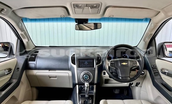 Buy Used Chevrolet TrailBlazer White Car in Bangkok in Bangkok Buy Used Chevrolet TrailBlazer White Car in Bangkok in Bangkok