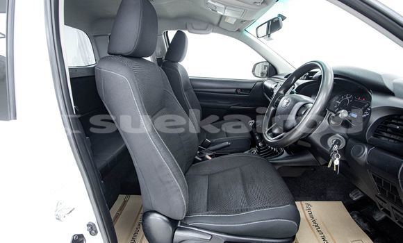 ซื้อ รถมือสอง Toyota Hiluxe Revo ขาว รถยนต์ ใน %{เมือง} ใน กรุงเทพมหานคร ซื้อ รถมือสอง Toyota Hiluxe Revo ขาว รถยนต์ ใน %{เมือง} ใน กรุงเทพมหานคร