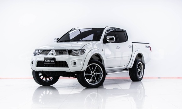ซื้อ รถมือสอง Mitsubishi Triton ขาว รถยนต์ ใน %{เมือง} ใน กรุงเทพมหานคร ซื้อ รถมือสอง Mitsubishi Triton ขาว รถยนต์ ใน %{เมือง} ใน กรุงเทพมหานคร