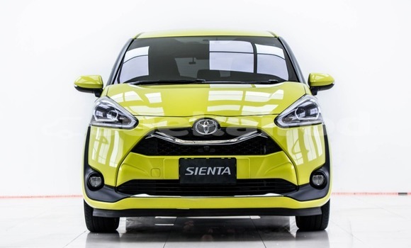 Buy Used Toyota Sienta Green Car in Bangkok in Bangkok