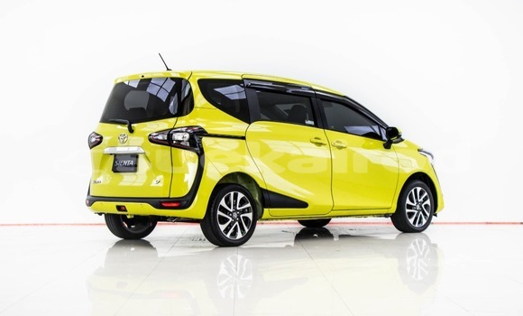 ซื้อ รถมือสอง Toyota Sienta เขียว รถยนต์ ใน %{เมือง} ใน กรุงเทพมหานคร ซื้อ รถมือสอง Toyota Sienta เขียว รถยนต์ ใน %{เมือง} ใน กรุงเทพมหานคร