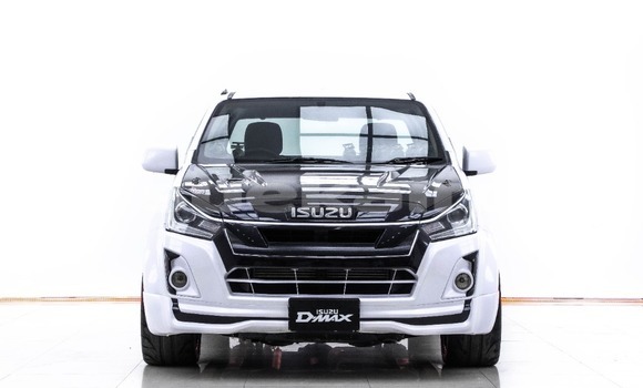 Buy Used Isuzu D–MAX White Car in Bangkok in Bangkok
