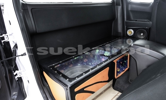 Buy Used Isuzu D–MAX White Car in Bangkok in Bangkok Buy Used Isuzu D–MAX White Car in Bangkok in Bangkok