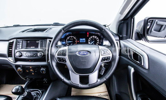 ซื้อ รถมือสอง Ford Ranger สีดำ รถยนต์ ใน %{เมือง} ใน กรุงเทพมหานคร ซื้อ รถมือสอง Ford Ranger สีดำ รถยนต์ ใน %{เมือง} ใน กรุงเทพมหานคร