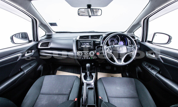 Buy Used Honda Jazz White Car in Bangkok in Bangkok Buy Used Honda Jazz White Car in Bangkok in Bangkok