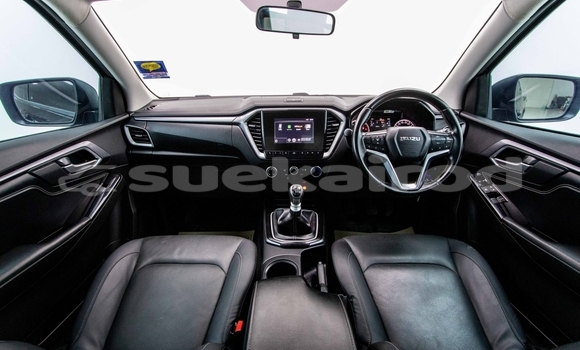 ซื้อ รถมือสอง Isuzu D-Max สีดำ รถยนต์ ใน %{เมือง} ใน กรุงเทพมหานคร ซื้อ รถมือสอง Isuzu D-Max สีดำ รถยนต์ ใน %{เมือง} ใน กรุงเทพมหานคร