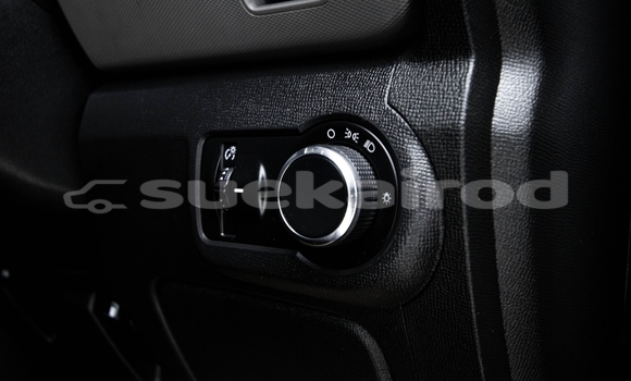 Buy Used Chevrolet Colorado White Car in Bangkok in Bangkok Buy Used Chevrolet Colorado White Car in Bangkok in Bangkok