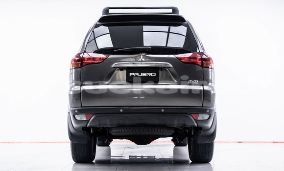 Buy Used Mitsubishi Pajero Sport Brown Car in Bangkok in Bangkok Buy Used Mitsubishi Pajero Sport Brown Car in Bangkok in Bangkok