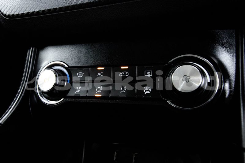 Big with watermark mg zs bangkok bangkok 67879