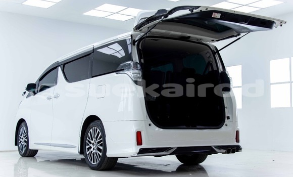 ซื้อ รถมือสอง Toyota Vellfire ขาว รถยนต์ ใน %{เมือง} ใน กรุงเทพมหานคร ซื้อ รถมือสอง Toyota Vellfire ขาว รถยนต์ ใน %{เมือง} ใน กรุงเทพมหานคร