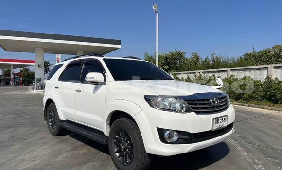 ซื้อ รถมือสอง Toyota Fortuner ขาว รถยนต์ ใน %{เมือง} ใน กรุงเทพมหานคร ซื้อ รถมือสอง Toyota Fortuner ขาว รถยนต์ ใน %{เมือง} ใน กรุงเทพมหานคร