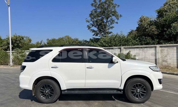 ซื้อ รถมือสอง Toyota Fortuner ขาว รถยนต์ ใน %{เมือง} ใน กรุงเทพมหานคร ซื้อ รถมือสอง Toyota Fortuner ขาว รถยนต์ ใน %{เมือง} ใน กรุงเทพมหานคร