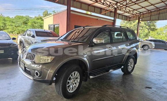 ซื้อ รถมือสอง Mitsubishi Pajero สีดำ รถยนต์ ใน %{เมือง} ใน ฉะเชิงเทรา ซื้อ รถมือสอง Mitsubishi Pajero สีดำ รถยนต์ ใน %{เมือง} ใน ฉะเชิงเทรา