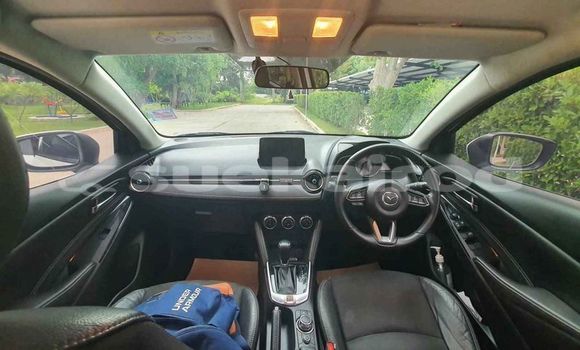 ซื้อ รถมือสอง Mazda 2 ขาว รถยนต์ ใน %{เมือง} ใน กรุงเทพมหานคร ซื้อ รถมือสอง Mazda 2 ขาว รถยนต์ ใน %{เมือง} ใน กรุงเทพมหานคร