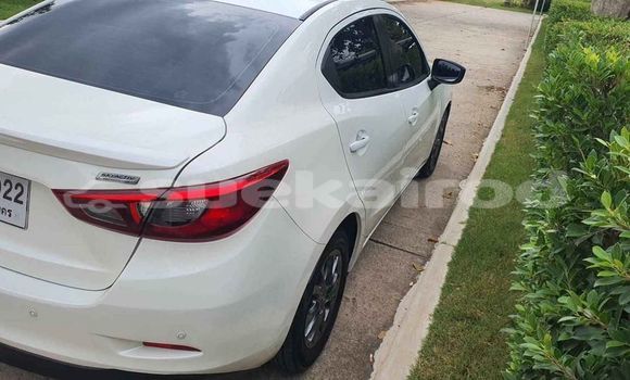 ซื้อ รถมือสอง Mazda 2 ขาว รถยนต์ ใน %{เมือง} ใน กรุงเทพมหานคร ซื้อ รถมือสอง Mazda 2 ขาว รถยนต์ ใน %{เมือง} ใน กรุงเทพมหานคร