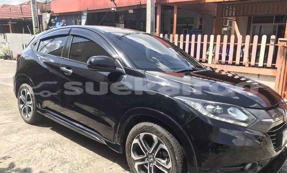 ซื้อ รถมือสอง Honda HR-V สีดำ รถยนต์ ใน %{เมือง} ใน กรุงเทพมหานคร ซื้อ รถมือสอง Honda HR-V สีดำ รถยนต์ ใน %{เมือง} ใน กรุงเทพมหานคร