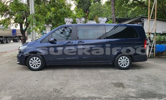 ซื้อ รถมือสอง Mercedes-Benz V-klasse สีน้ำเงิน รถยนต์ ใน %{เมือง} ใน กรุงเทพมหานคร ซื้อ รถมือสอง Mercedes-Benz V-klasse สีน้ำเงิน รถยนต์ ใน %{เมือง} ใน กรุงเทพมหานคร