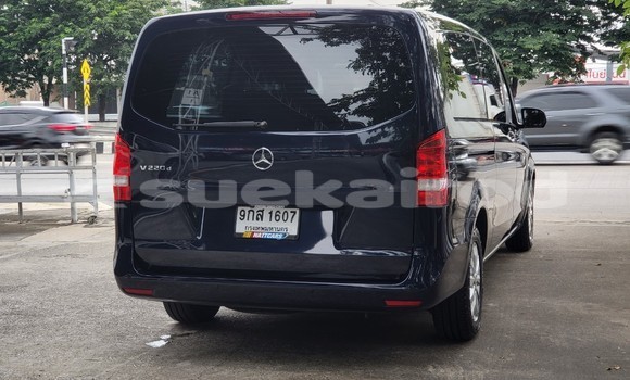 ซื้อ รถมือสอง Mercedes-Benz V-klasse สีน้ำเงิน รถยนต์ ใน %{เมือง} ใน กรุงเทพมหานคร ซื้อ รถมือสอง Mercedes-Benz V-klasse สีน้ำเงิน รถยนต์ ใน %{เมือง} ใน กรุงเทพมหานคร