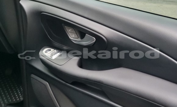 ซื้อ รถมือสอง Mercedes-Benz V-klasse สีน้ำเงิน รถยนต์ ใน %{เมือง} ใน กรุงเทพมหานคร ซื้อ รถมือสอง Mercedes-Benz V-klasse สีน้ำเงิน รถยนต์ ใน %{เมือง} ใน กรุงเทพมหานคร