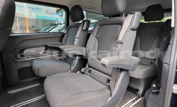 ซื้อ รถมือสอง Mercedes-Benz V-klasse สีน้ำเงิน รถยนต์ ใน %{เมือง} ใน กรุงเทพมหานคร ซื้อ รถมือสอง Mercedes-Benz V-klasse สีน้ำเงิน รถยนต์ ใน %{เมือง} ใน กรุงเทพมหานคร