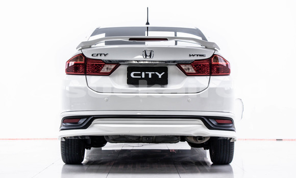 ซื้อ รถมือสอง Honda City ขาว รถยนต์ ใน %{เมือง} ใน กรุงเทพมหานคร ซื้อ รถมือสอง Honda City ขาว รถยนต์ ใน %{เมือง} ใน กรุงเทพมหานคร