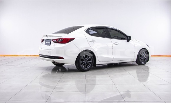 ซื้อ รถมือสอง Mazda 2 ขาว รถยนต์ ใน %{เมือง} ใน กรุงเทพมหานคร ซื้อ รถมือสอง Mazda 2 ขาว รถยนต์ ใน %{เมือง} ใน กรุงเทพมหานคร