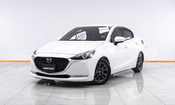 ซื้อ รถมือสอง Mazda 2 ขาว รถยนต์ ใน %{เมือง} ใน กรุงเทพมหานคร ซื้อ รถมือสอง Mazda 2 ขาว รถยนต์ ใน %{เมือง} ใน กรุงเทพมหานคร