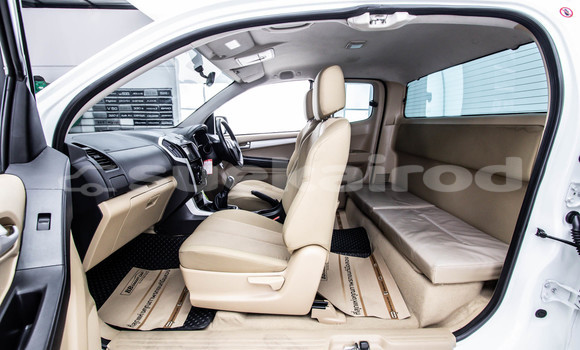 Buy Used Isuzu D-Max White Car in Bangkok in Bangkok Buy Used Isuzu D-Max White Car in Bangkok in Bangkok