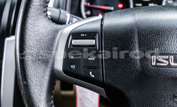 Buy Used Isuzu D-Max White Car in Bangkok in Bangkok Buy Used Isuzu D-Max White Car in Bangkok in Bangkok